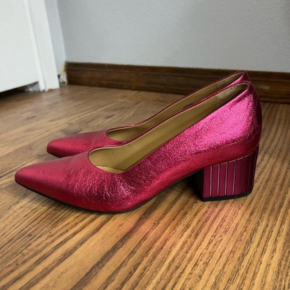 Fluevog Effortless family "Bebe" in metallic pink, size 7 - Picture 3 of 14